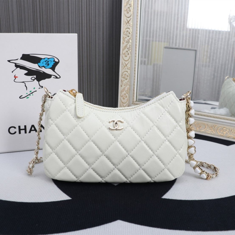 Ch**el hobo bags